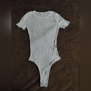 Gray Ribbed Women's Top